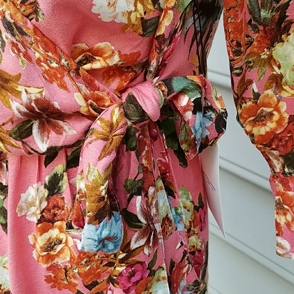 Last One! SM Get Lucky LA Pink Floral Romper - Picture 6 of 8